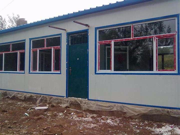 內(nèi)蒙古工地活動(dòng)房租售赤峰鋼結(jié)構(gòu)彩鋼房 - 天津祈虹彩鋼鋼.